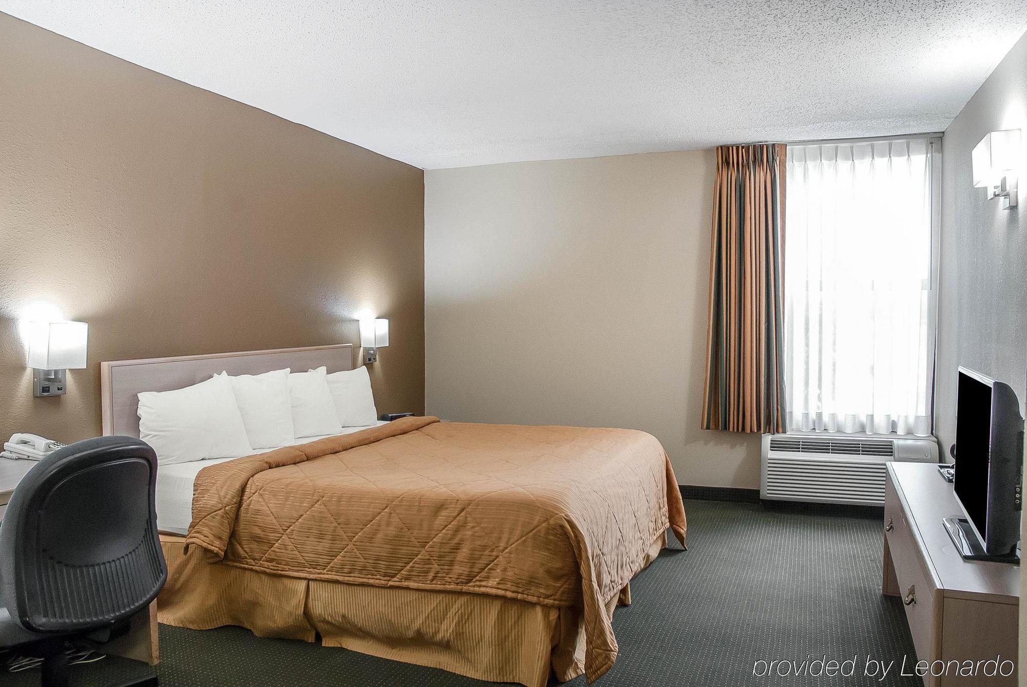 Pacific Quality Inn Near Six Flags St. Louis מראה חיצוני תמונה