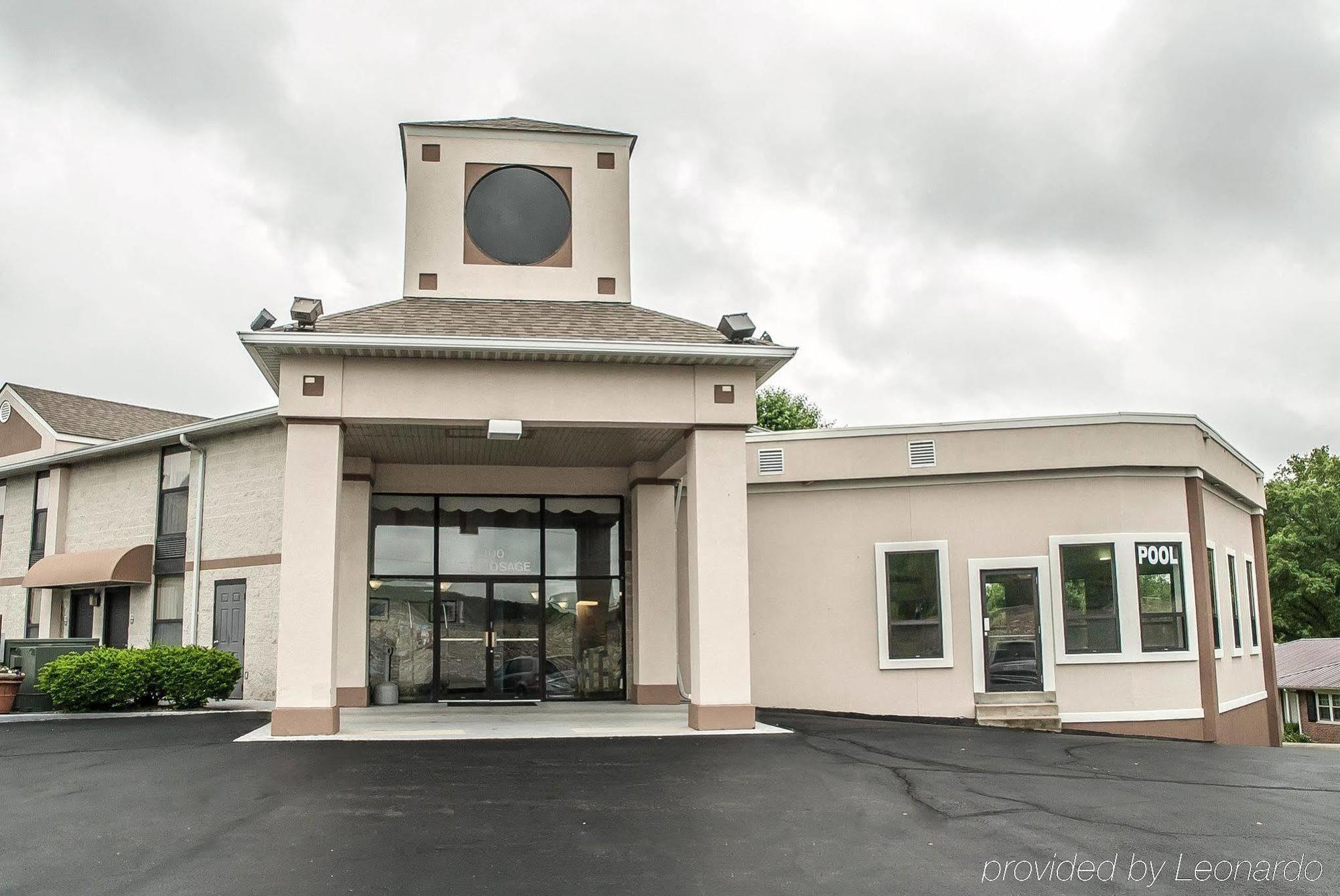 Pacific Quality Inn Near Six Flags St. Louis מראה חיצוני תמונה