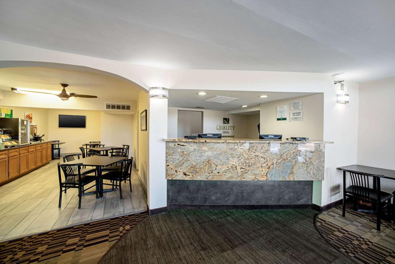 Pacific Quality Inn Near Six Flags St. Louis מראה חיצוני תמונה