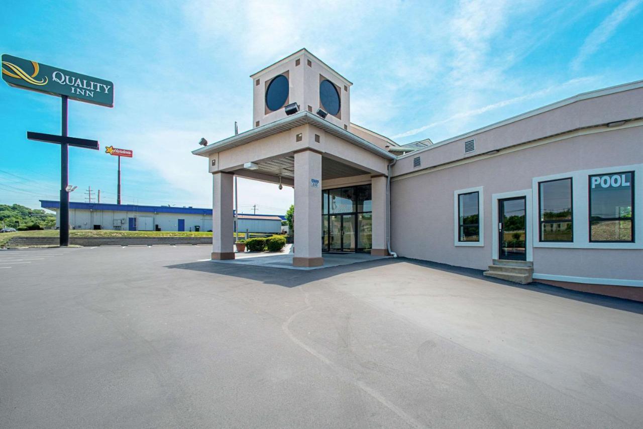 Pacific Quality Inn Near Six Flags St. Louis מראה חיצוני תמונה
