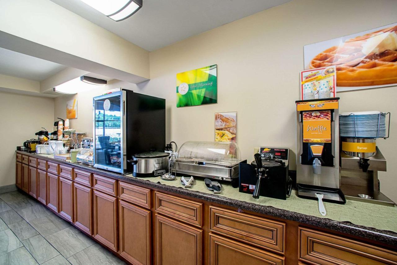 Pacific Quality Inn Near Six Flags St. Louis מראה חיצוני תמונה