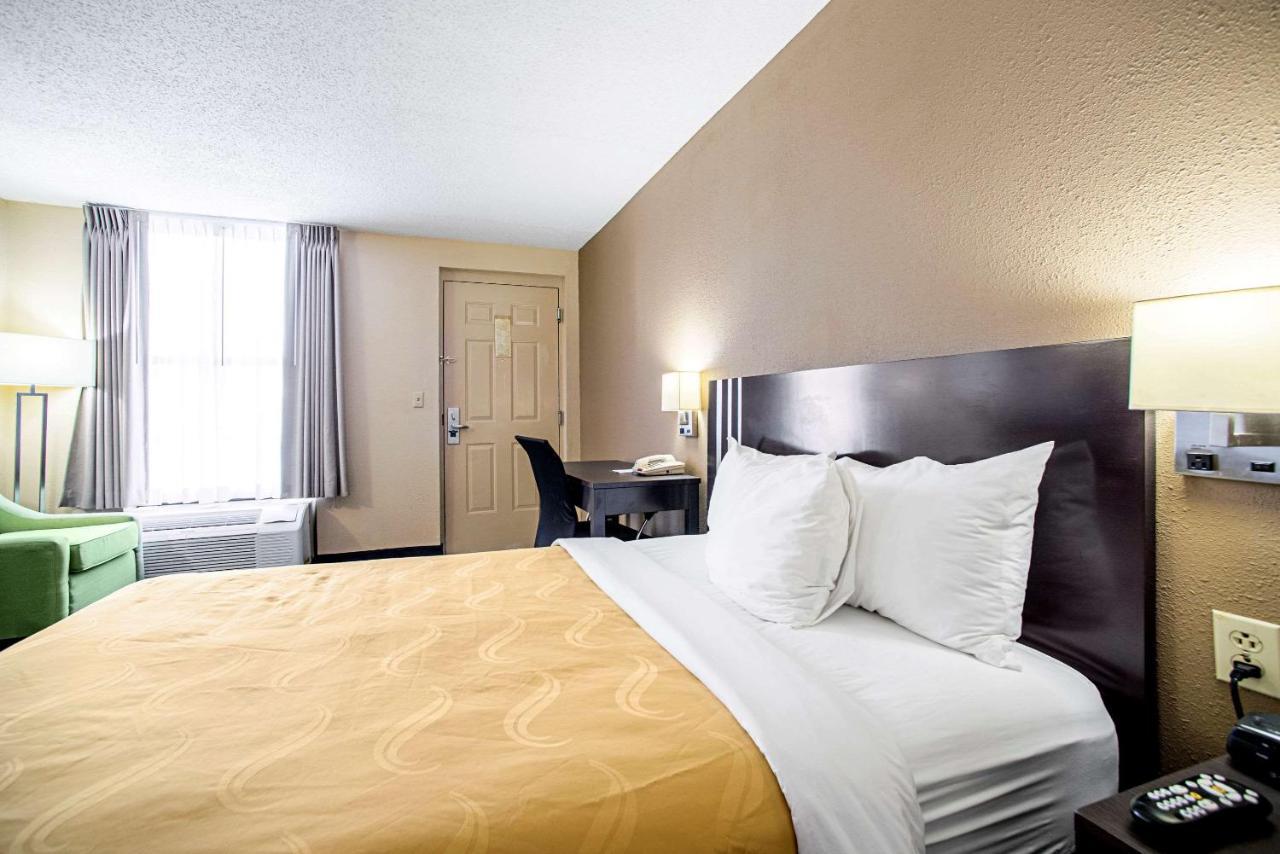 Pacific Quality Inn Near Six Flags St. Louis מראה חיצוני תמונה